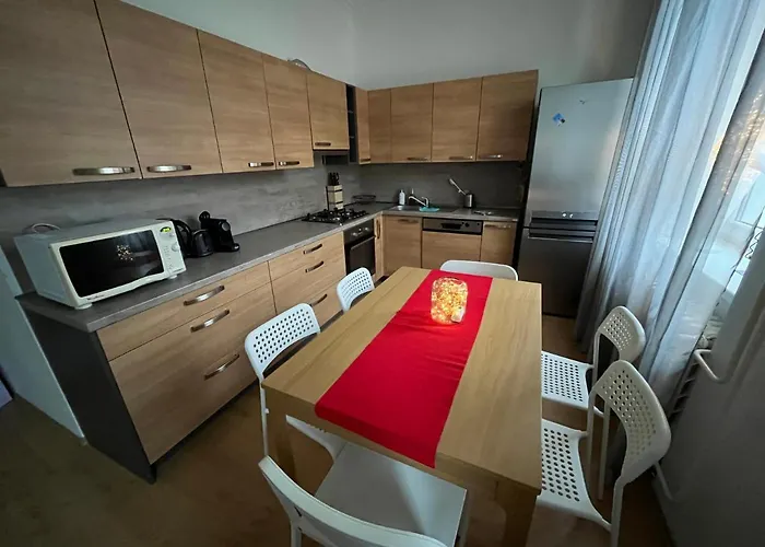 Apartman Raisova 1180
