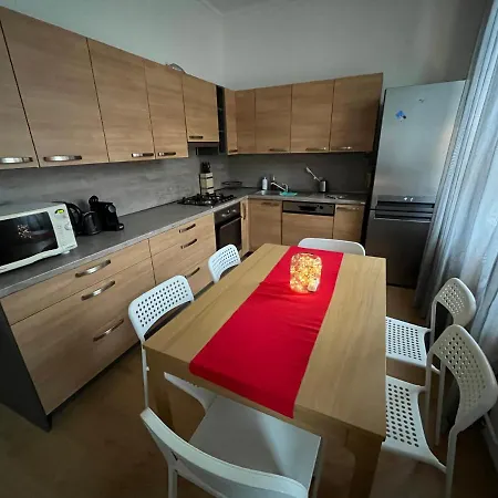 Apartman Raisova 1180 Karlovy Vary Exterior photo
