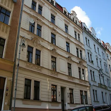 Apartman Raisova 1180 Karlovy Vary Exterior photo